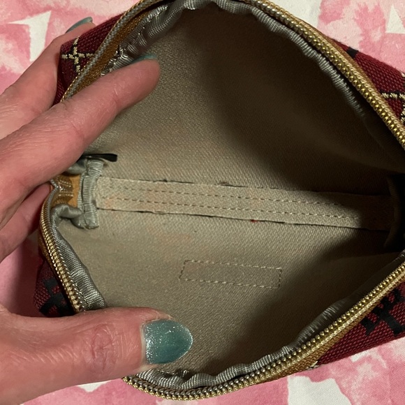 Authentic Dooney & Bourke Red Patterned storage case - Picture 8 of 11